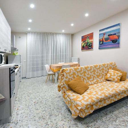 לינה וארוחת בוקר גאטה Casa Di Mamma מראה חיצוני תמונה