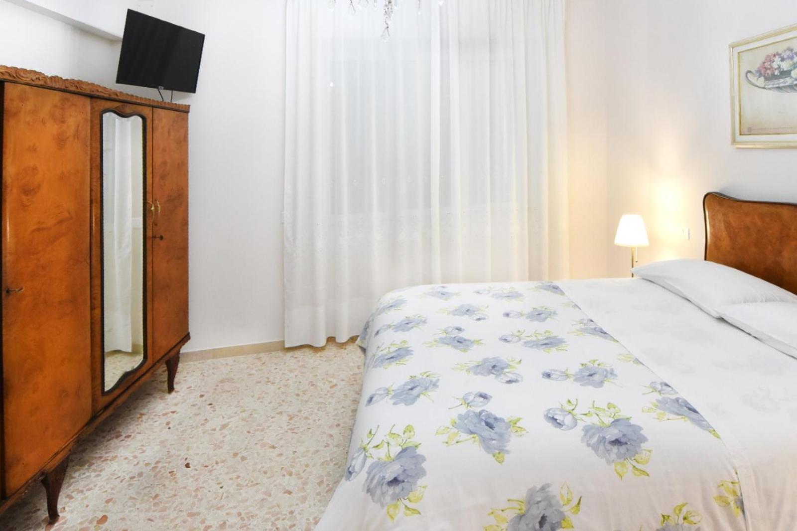 לינה וארוחת בוקר גאטה Casa Di Mamma מראה חיצוני תמונה